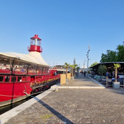 Le Bateau Phare