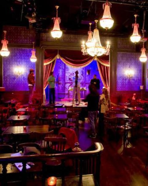 Le comedy club