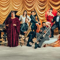 Scott Bradlee's Postmodern Jukebox