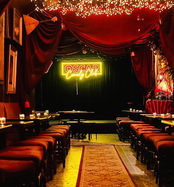 Oscar Comedy Club : le meilleur du stand up dans un cadre mythique
