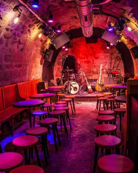Le Caveau des Oubliettes