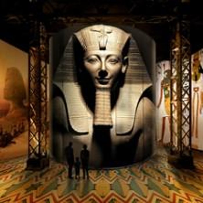 Expositions Immersives : L'Egypte des Pharaons et Les Orientalistes