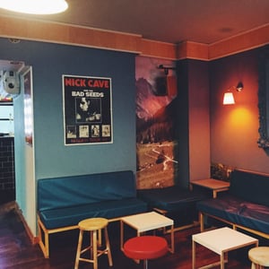 Intérieur du Motel Bar à Paris 11e