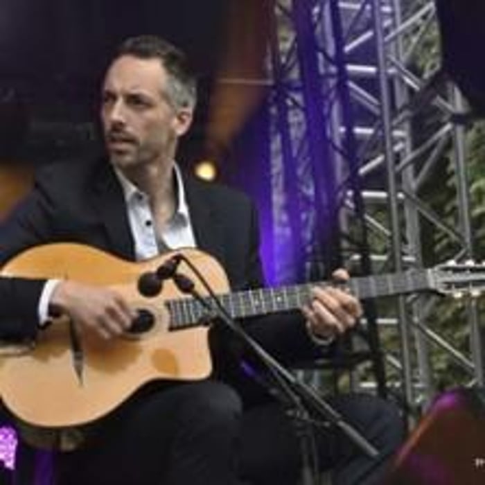 Julien Cattiaux ft. Hollie Jean à Django Reinhardt Tribute