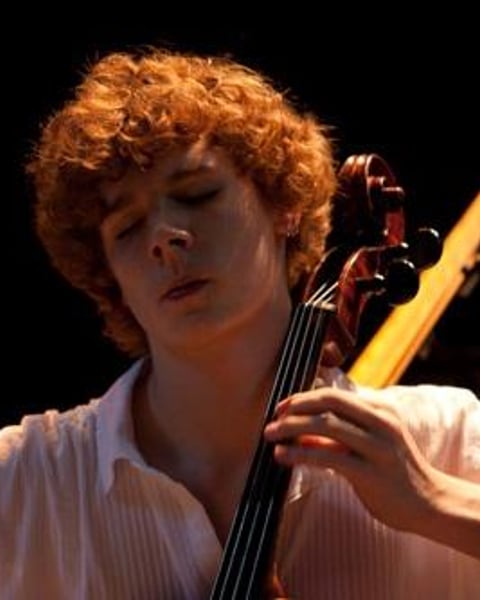Suites pour violoncelle seul