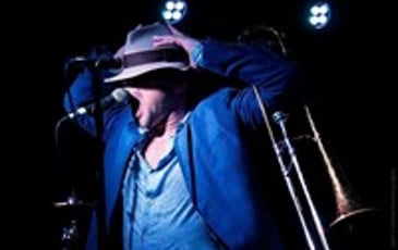Paddy Sherlock & The Swinging Lovers