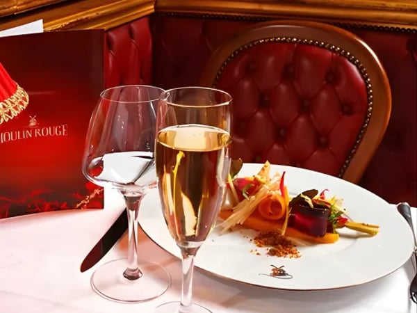 Paris Moulin Rouge Dinner Show