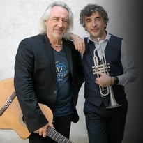 1 Voix 6 Cordes, de Claude à Nougaro
