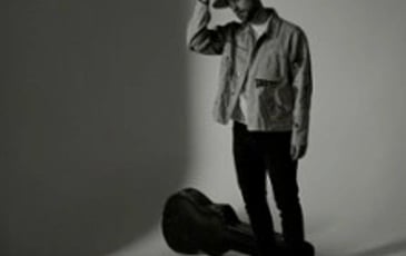 Ásgeir, tournée