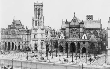 La Place du Louvre