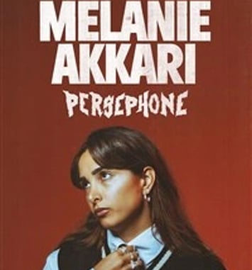 Mélanie Akkari dans Perséphone