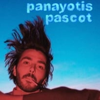 Panayotis Pascot : Entre les deux