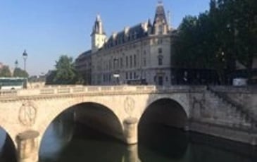 Tribunal de commerce (île de la CITE)