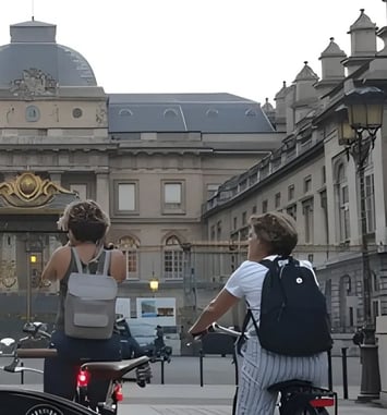 Paris Evening City of Lights Small Group Bike Tour & Boat Cruise