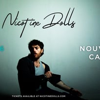 Nicotine Dolls en concert