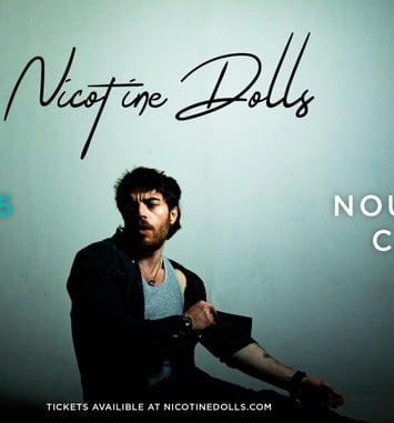 Nicotine Dolls en concert