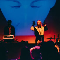 Gris Futuro live