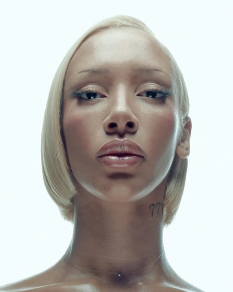 Naomi Sharon