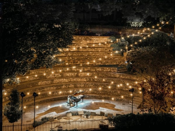 Les Arènes Lyriques
