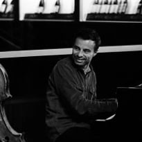 Thomas Mayeras Trio