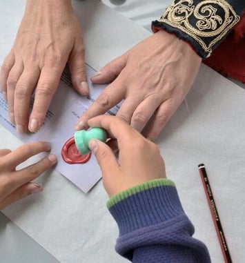Atelier jeune public (5-16 ans) : Sceaux