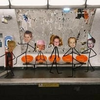 Ferme Bien Ta Gueule (doigt d'honneur)