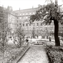 Visite libre de l'exposition et initiation à la langue des signes à l'Institut des sourds de Paris