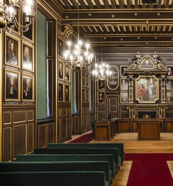 Visite guidée de la salle des Actes de la Faculté de Pharmacie de Paris