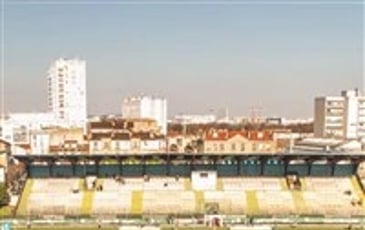 Nous le red star