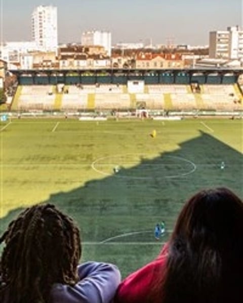 Nous le red star