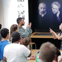 Visite du Musée Curie en LSF : une exploration accessible du patrimoine scientifique