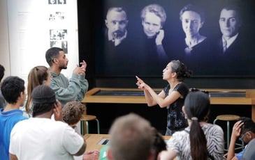 Visite du Musée Curie en LSF : une exploration accessible du patrimoine scientifique