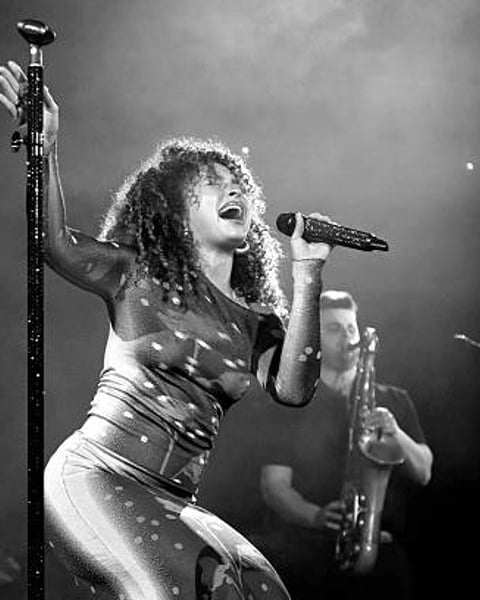 Ella Eyre