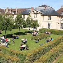 Venez déjeuner à l'École militaire de Paris