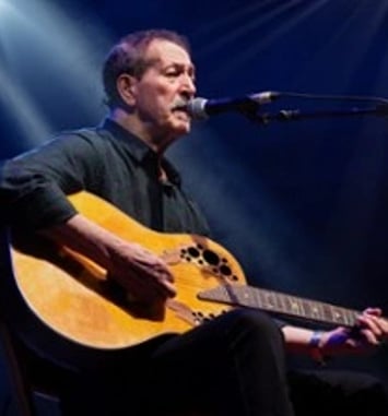 Lounis Aït Menguellet - 60 ans de poésie