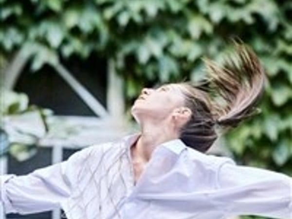 Olga Dukhovna : Un spectacle que la loi considérera comme mien