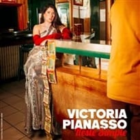 Victoria Pianasso dans Reste simple