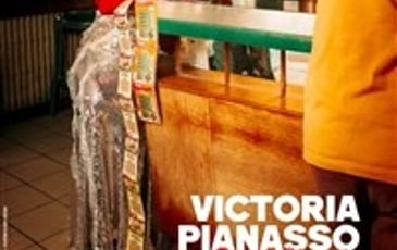 Victoria Pianasso dans Reste simple