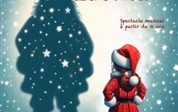 Charlotte et le costume du Père Noël