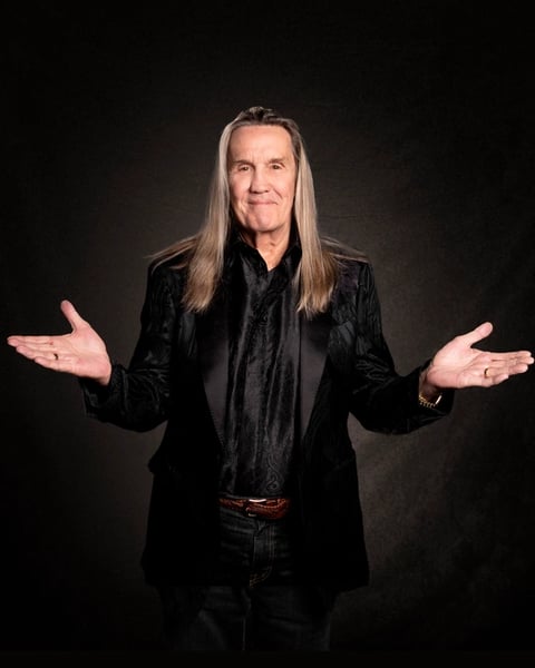 Conversation avec Nicko McBrain