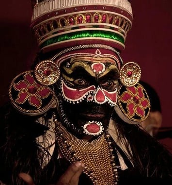 Kathakali, Les Antagonismes féminins