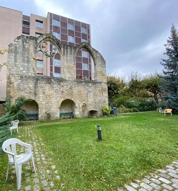 Visite guidée et commentée des ruines du Couvent des cordelières (Hôpital Broca)