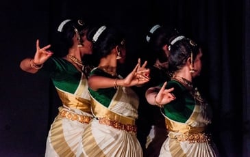 Initiation à la danse Mohiniyattam