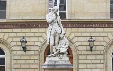 Visite à l'Institut National des Jeunes Aveugles