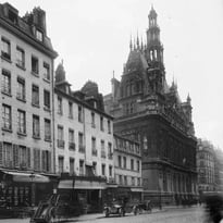 La mairie du 10e a 130 ans : visite, musique et conférence