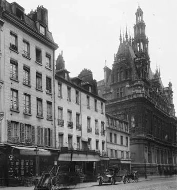 La mairie du 10e a 130 ans : visite, musique et conférence