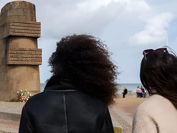 Normandy D-Day Tour Guided Small Group from Paris