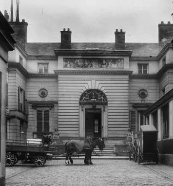 Visite de l'hôtel Gouthière