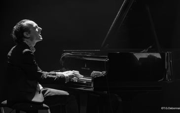 Rémi Toulon 4tet feat. Aurélie Tropez