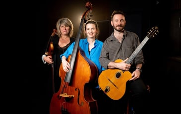 Julia Hornung Group Feat Aurore Voilqué